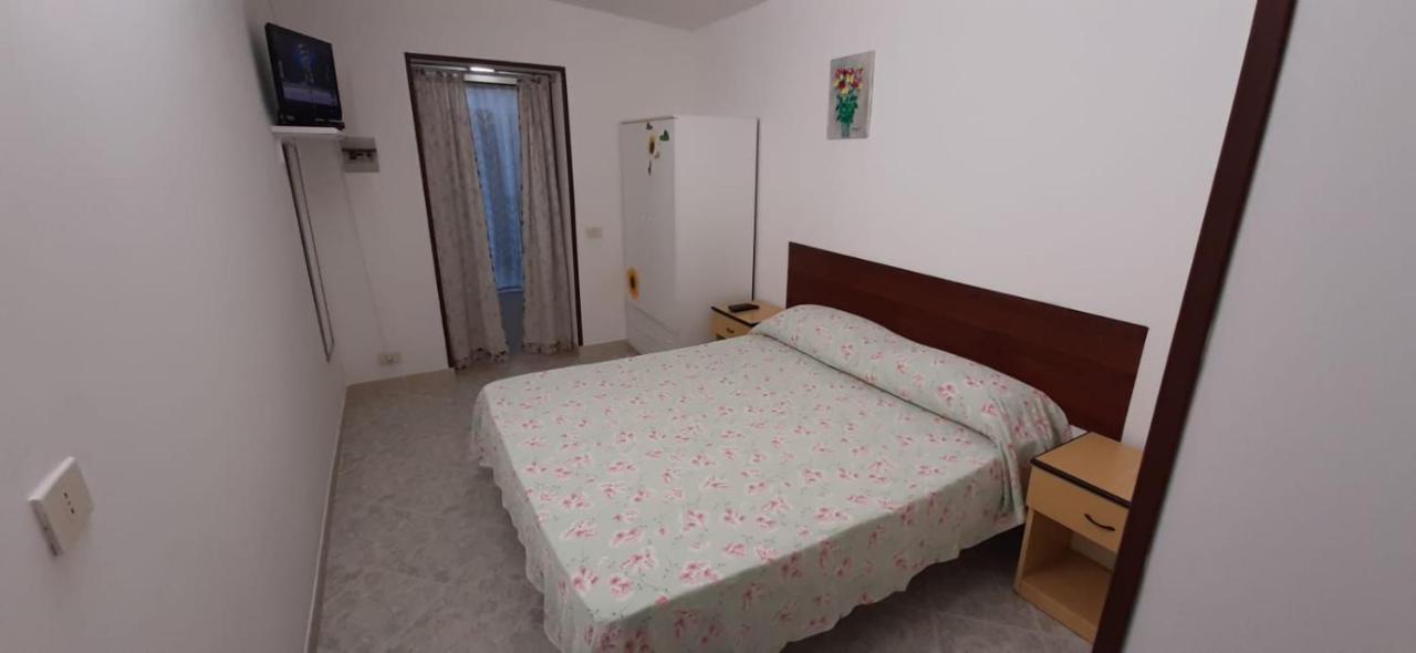 Casa Vacanze Leonardo Peschici Luaran gambar