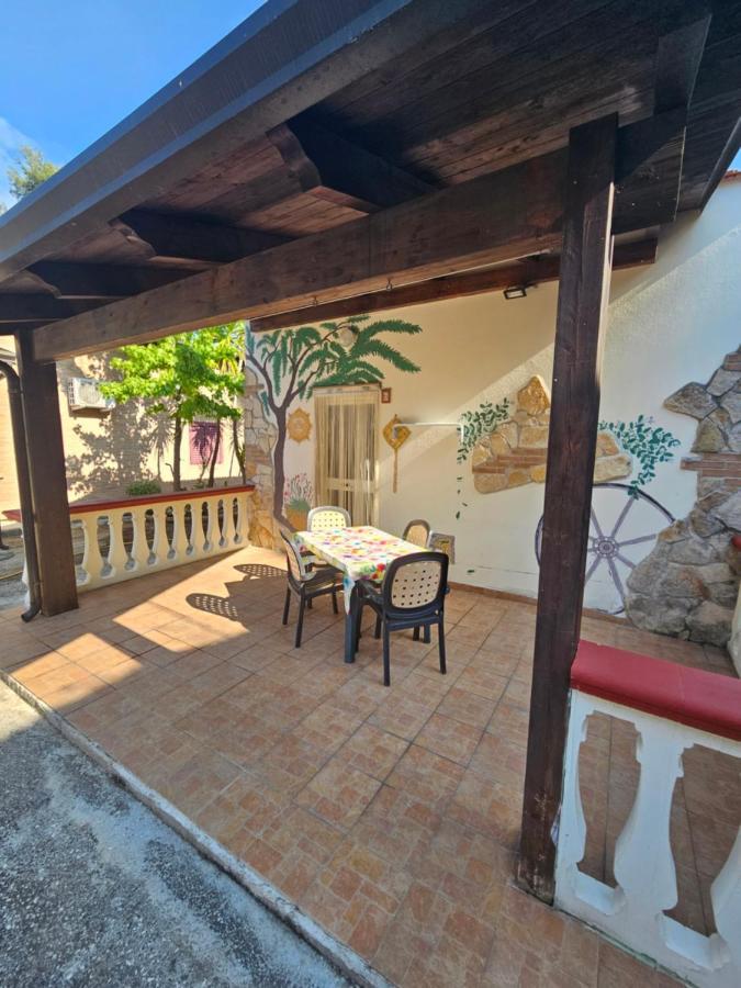 Casa Vacanze Leonardo Peschici Luaran gambar